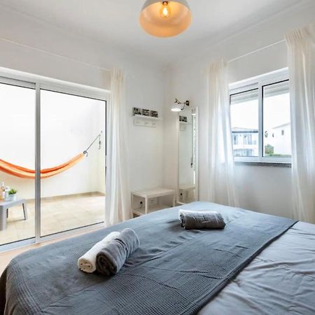 Casa Claudia - Cond Atalaia Villa ลากอส ภายนอก รูปภาพ